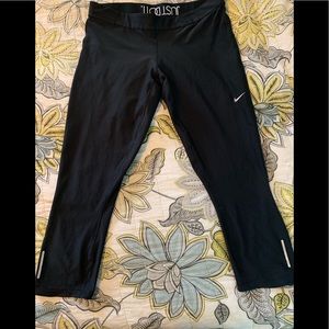 Nike dry fit workout leggings